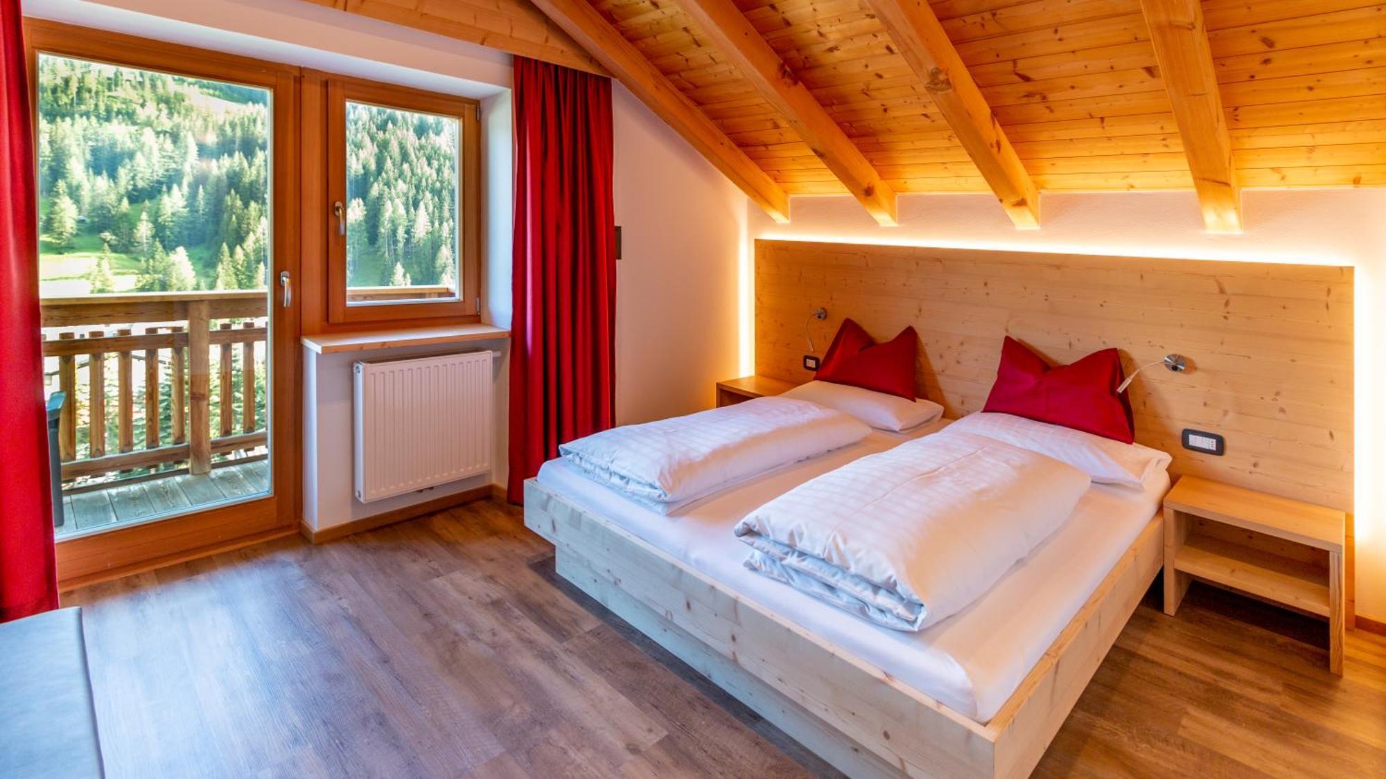 Villa Hilde San Cassiano  Eksteriør billede